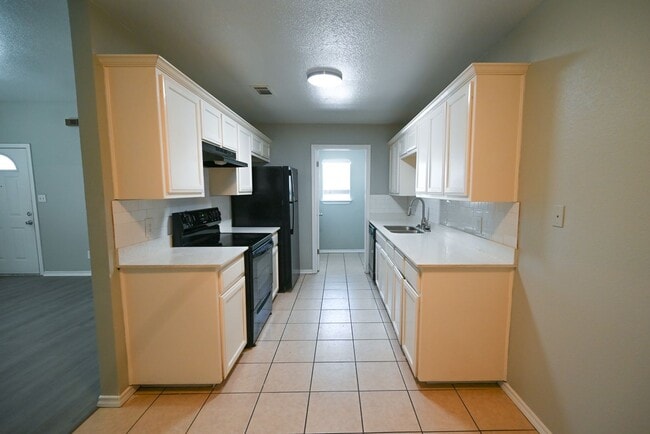 Photo - Decatur 2 bedroom 2 bath Duplex Available