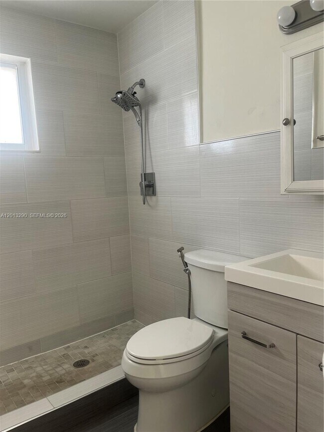 Photo - 753 SW 3rd St