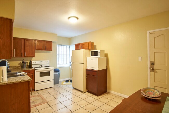 Photo - 1518 E Ellicott St