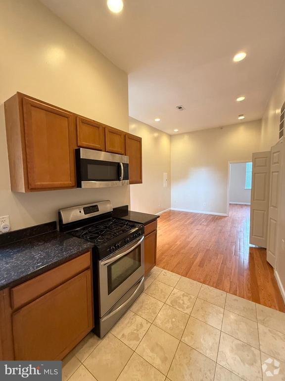 Building Photo - 2125 N 15th St Rental