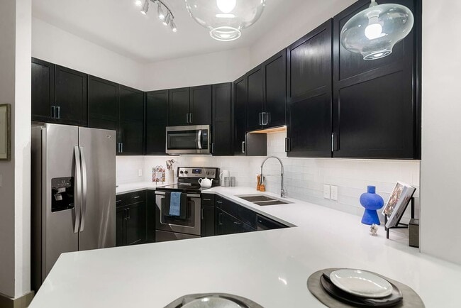 Photo - Cortland Galleria