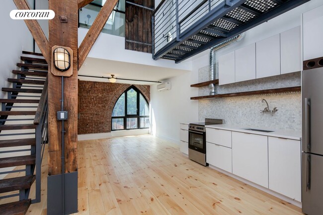 Photo - 163 N 6th St Apartment