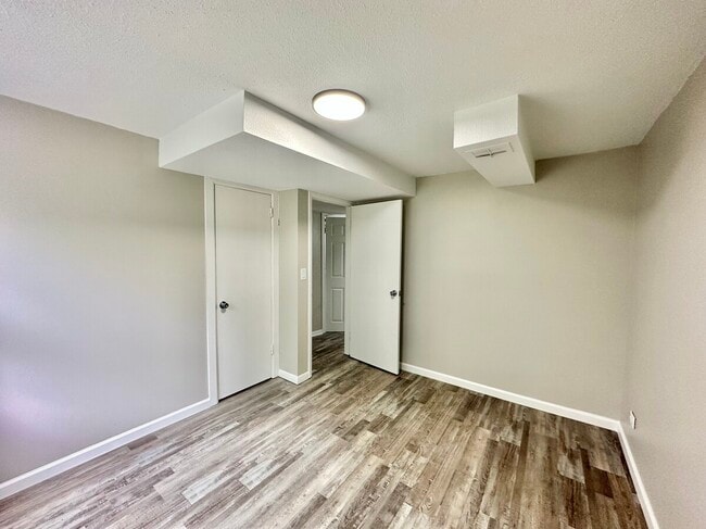 Photo - 2527 Lynner Dr