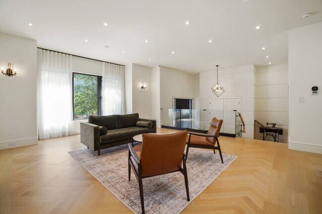 156 Glen Park Ave Unit SI ID1628627P