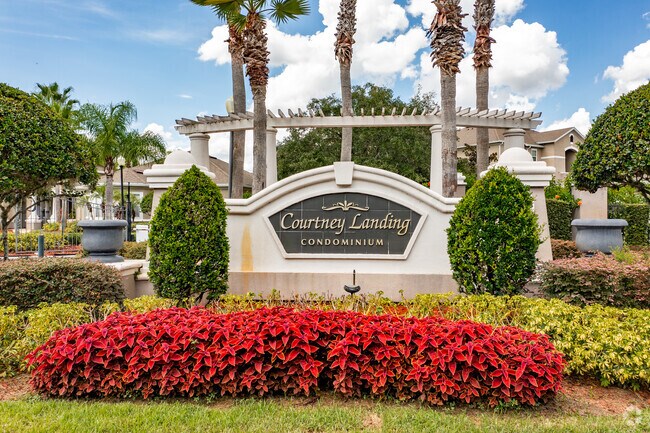 Signage - Courtney Landing Apartments
