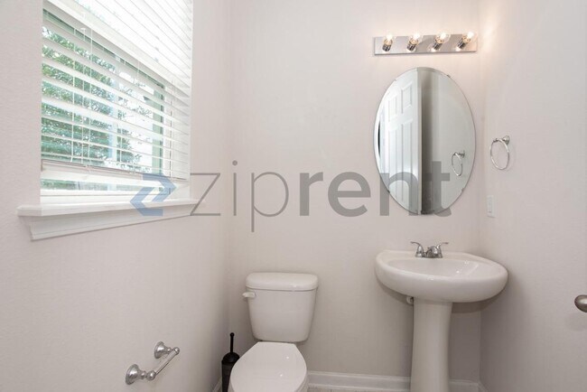 Photo - Unit