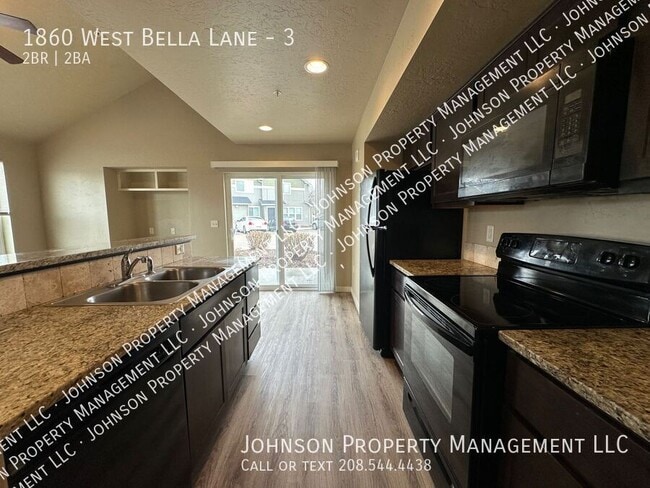 Photo - 1860 W Bella Ln Unit 3