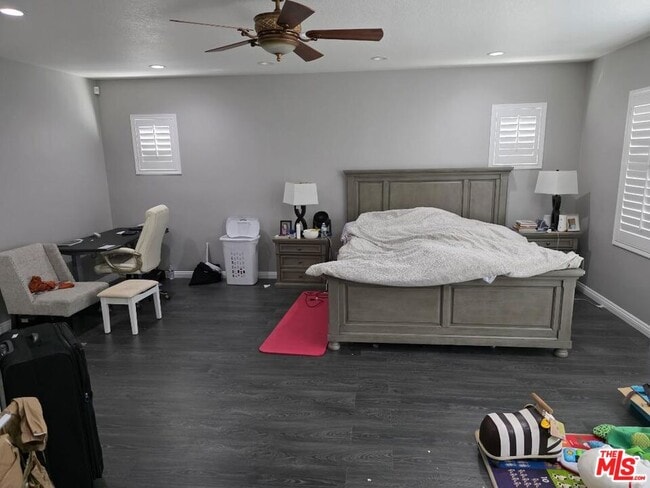 Photo - 23 Vía De La Valle