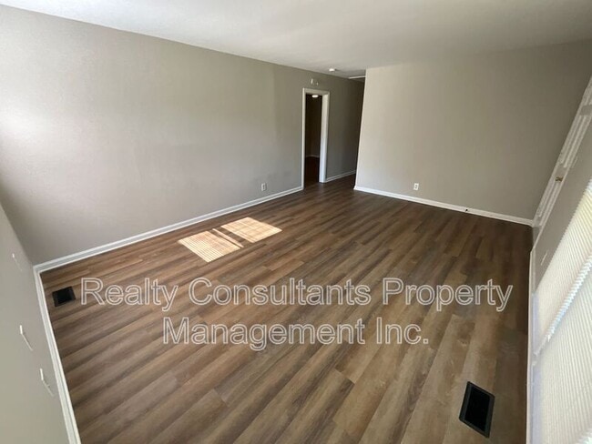 Photo - 1413 Gracewood Dr