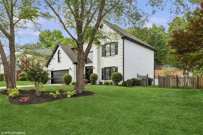 Photo - 230 Bluff Oak Dr