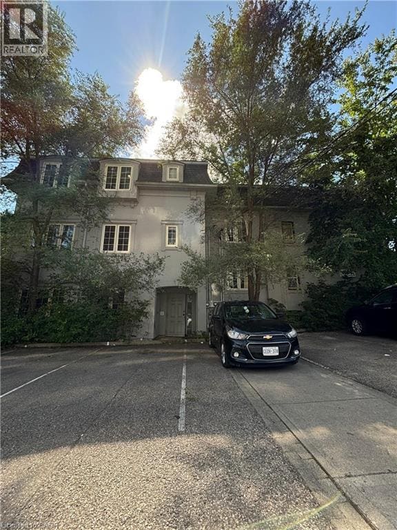 Photo - 124 King St N Unité 5B