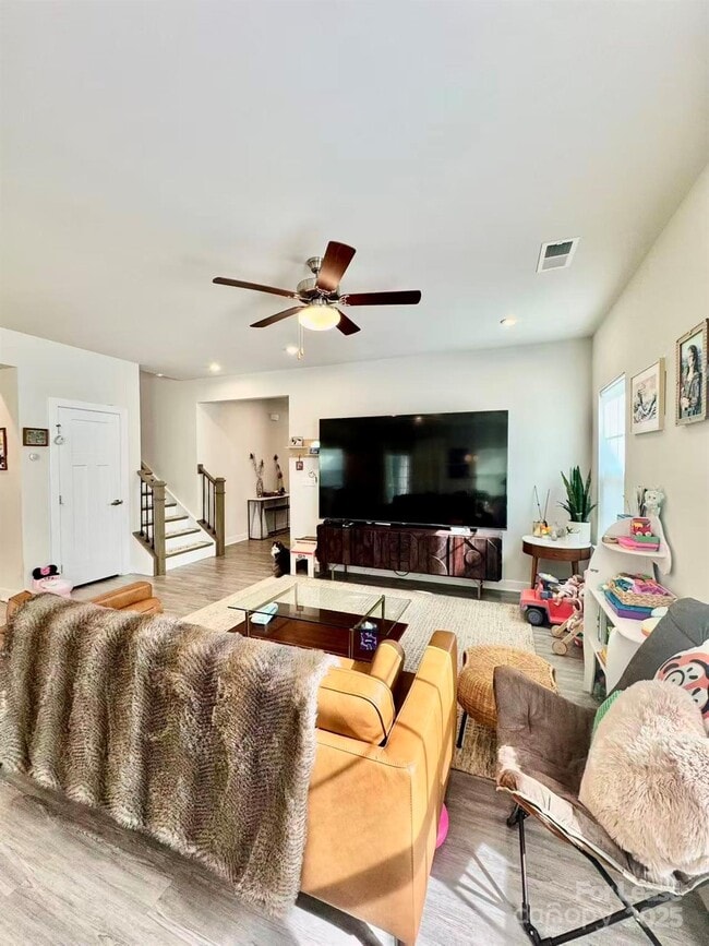 Photo - 4735 Green Mountain Dr