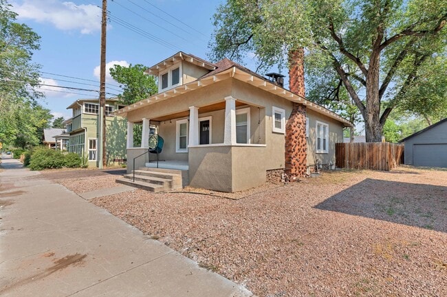 Photo - 320 E Uintah St