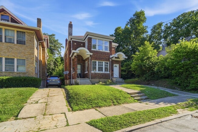 682 Greenwood Ave Unidad 1