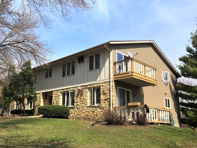 Photo - 1 Mesa Ct Unit 4