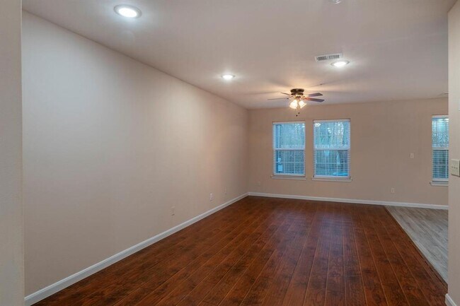 Photo - 22262 Adams St Unit 16