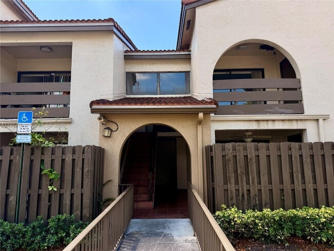 Building Photo - 8811 SW 123rd Ct Unit 203-1