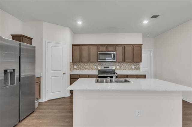 Photo - 815 Ranahan Ln