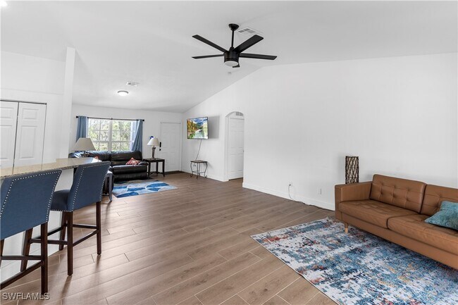 Photo - 720 Bedford Point Ave