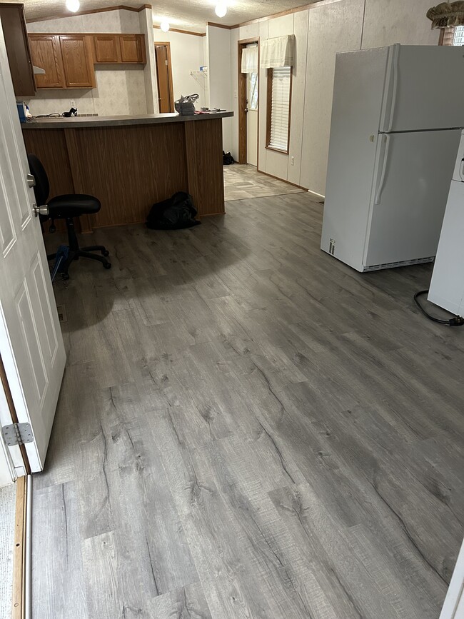 Photo - 9859 Shepherd Rd