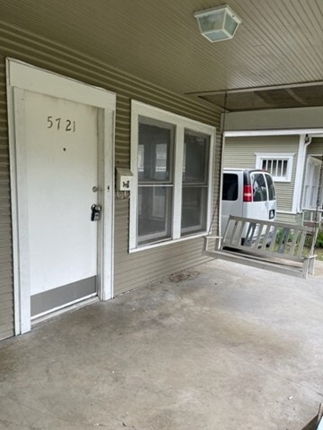 Photo - 5721 Victor St