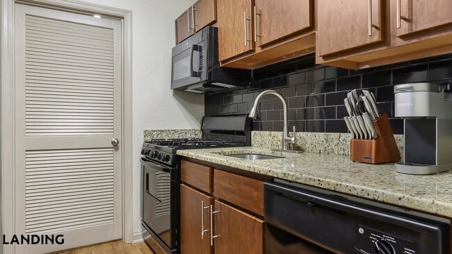 Photo - 100 Calibre Creek Pkwy Unit 1301