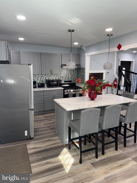 Building Photo - 400 N Massachusetts Ave