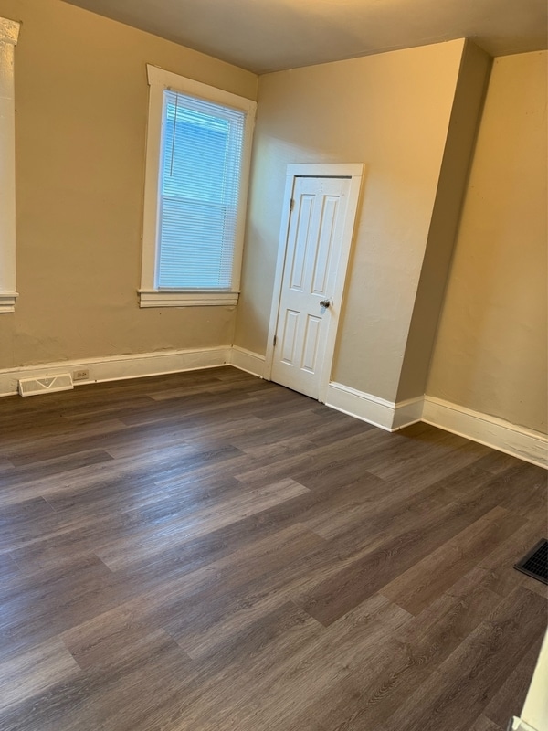 Photo - 1020 Jamison Ave SE