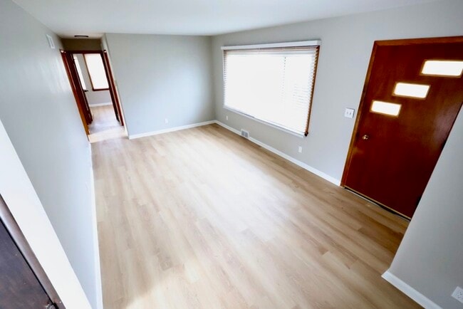 Photo - 2076 Congo St