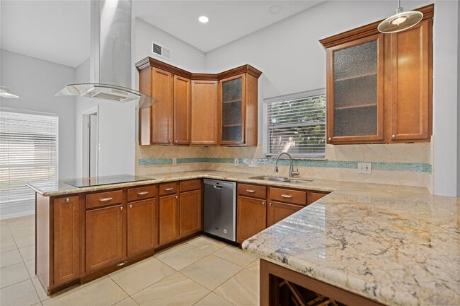 Photo - 15414 Willow River Dr