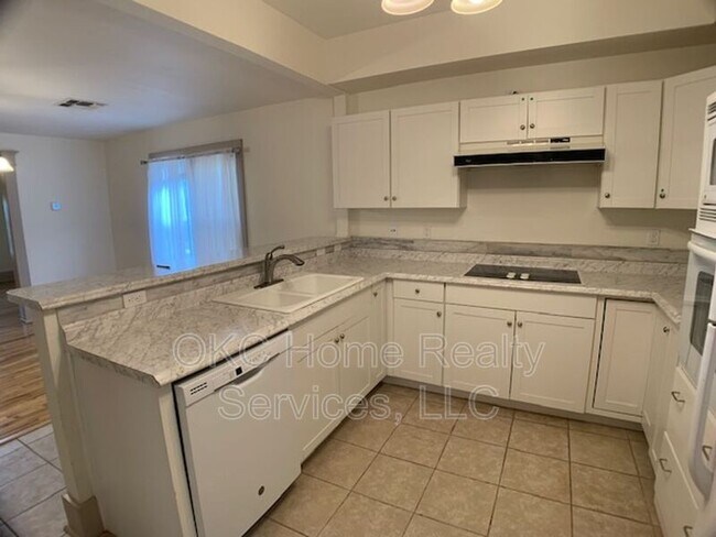 Photo - 300 Promise Wy