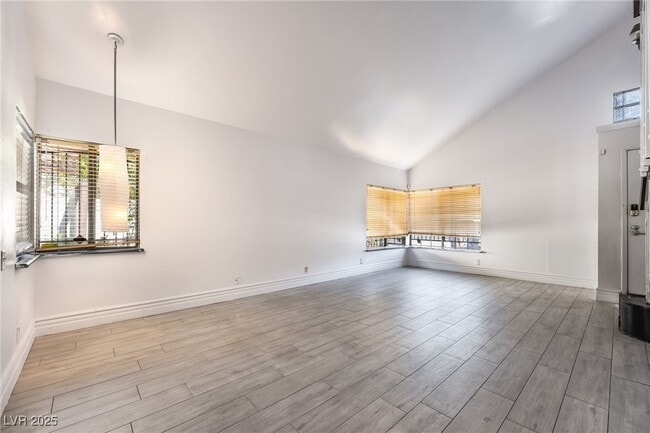 Photo - 2208 Tarraso Way