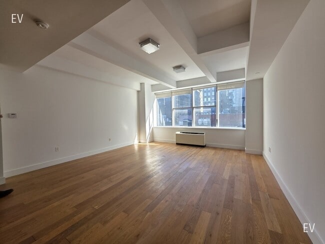 Building Photo - 50 Murray-ev704 Unit ev704