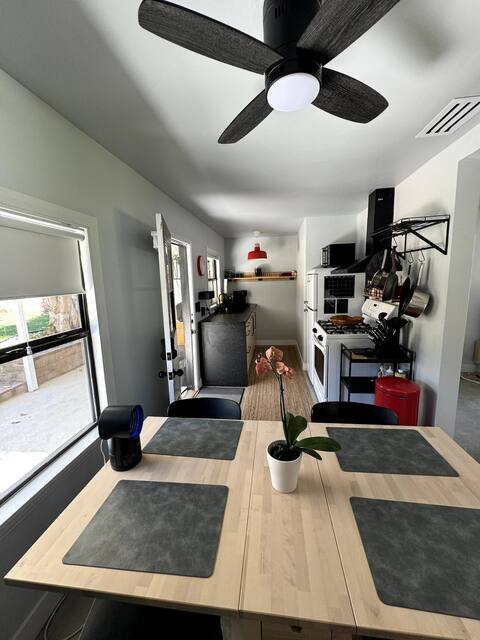 Photo - 10601 Foothill Blvd