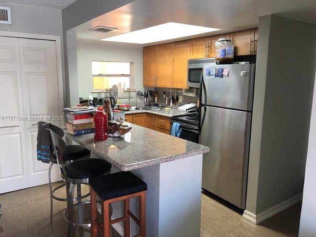 Photo - 3531 NE 170th St Unit 204