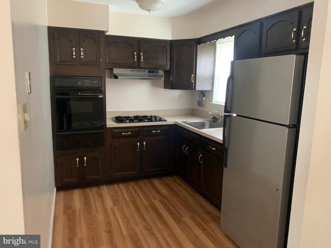 Photo - 9942 Lackland Dr