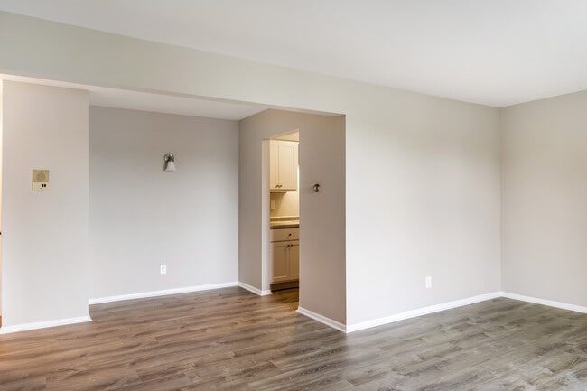 Photo - 1700 Elder St Unit 103