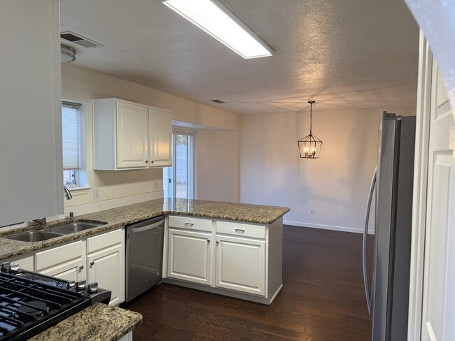 Photo - 10538 Olympic St NW