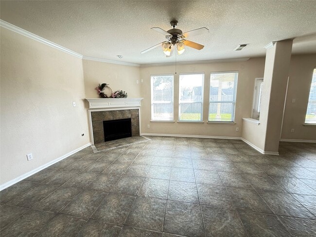 Photo - 3118 Creek Bank Ln