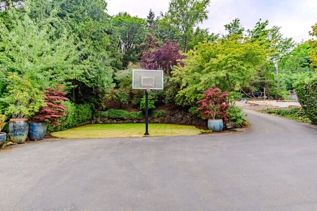 Photo - 4Bd/4Ba Seattle Home