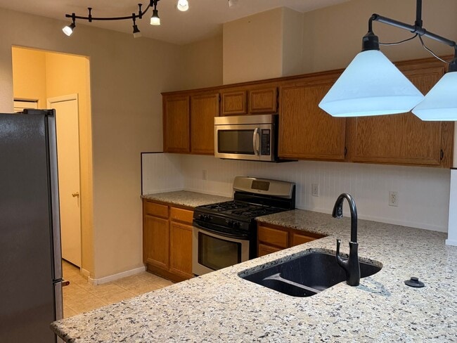 Photo - Great 4 bedroom townhome