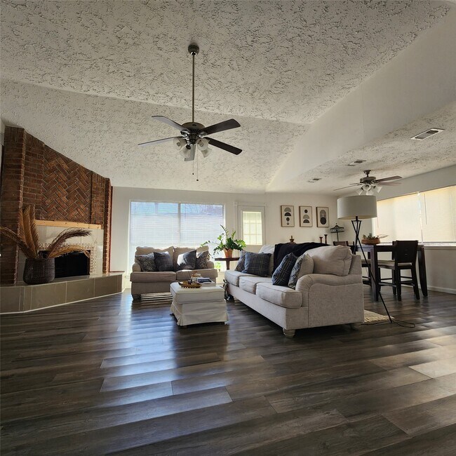 Photo - 3622 Fiddlers Green Dr