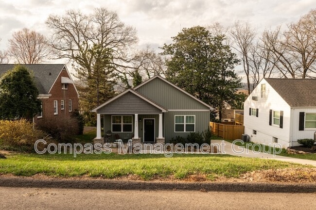 Photo - 933 E Churchwell Ave