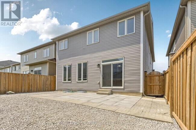 Photo - 25 Munro Cir