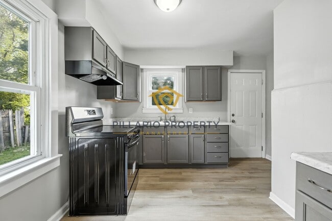 Photo - Beautifully Renovated 2-Bedroom Home Near Indy Motor Speedway, Available NOW!