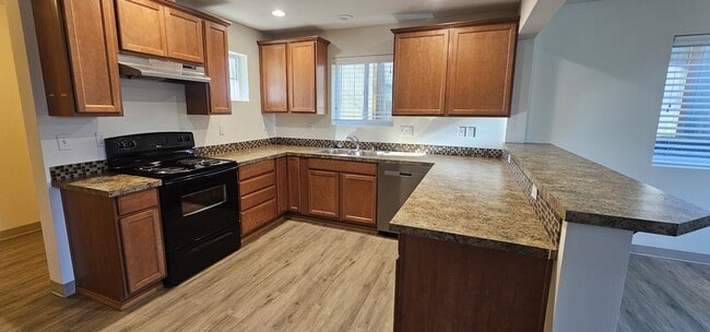 Photo - 2301 116th St SW