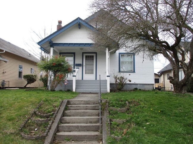 Building Photo - 4826 Park Ave. S