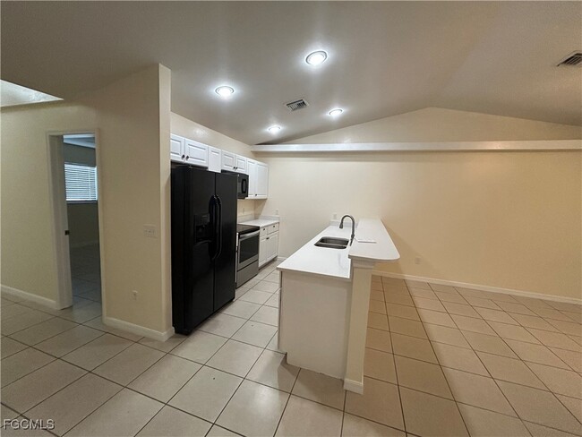 Photo - 332 Grant Blvd