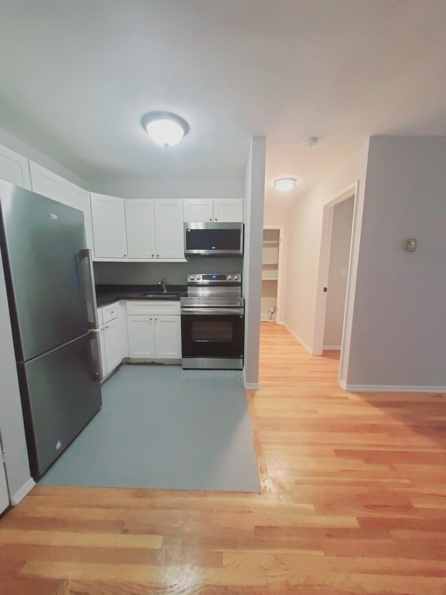 Photo - 637 Cove Rd Unit C