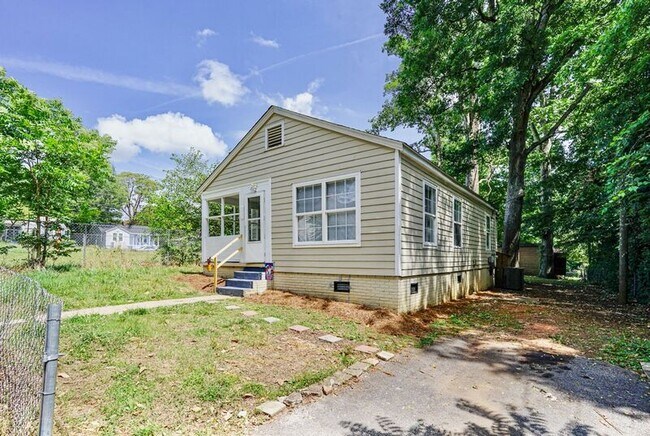 Photo - 105 Francis Ave